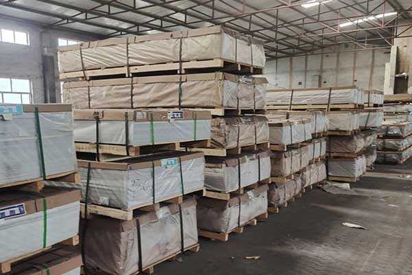 河南Z 大的鋁板廠 大型河南鋁板廠家中鋁介紹